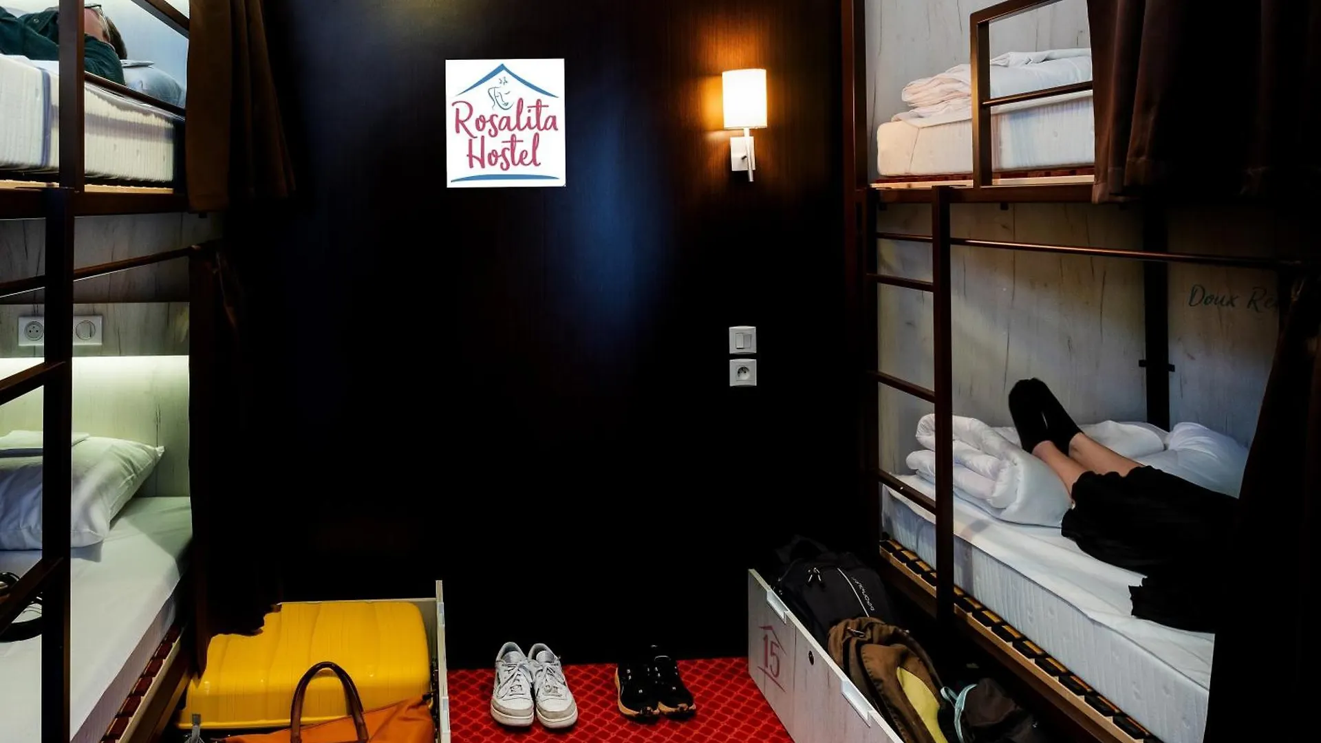 Rosalita Hostel Lurdy